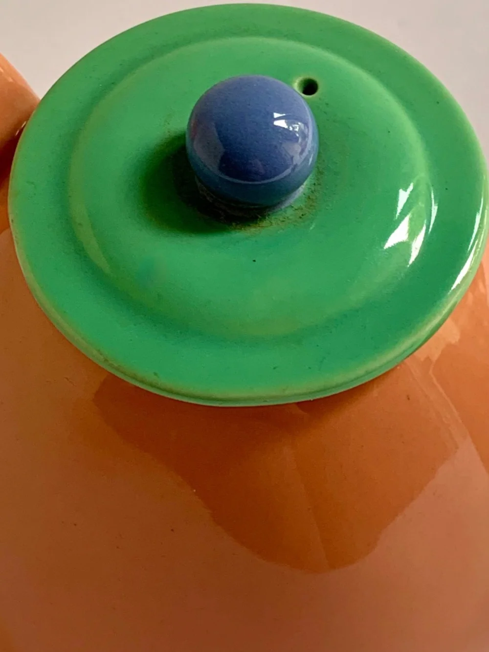 Lindt Stymeist Colorways Creamer w/ Lid | 1980s Japan | Pink & Teal